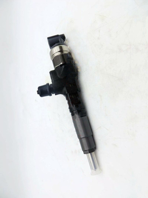 KUBOTA V2607 1J705-53051 Denso Common Rail Injector / Car Engine Injector 295050-1330